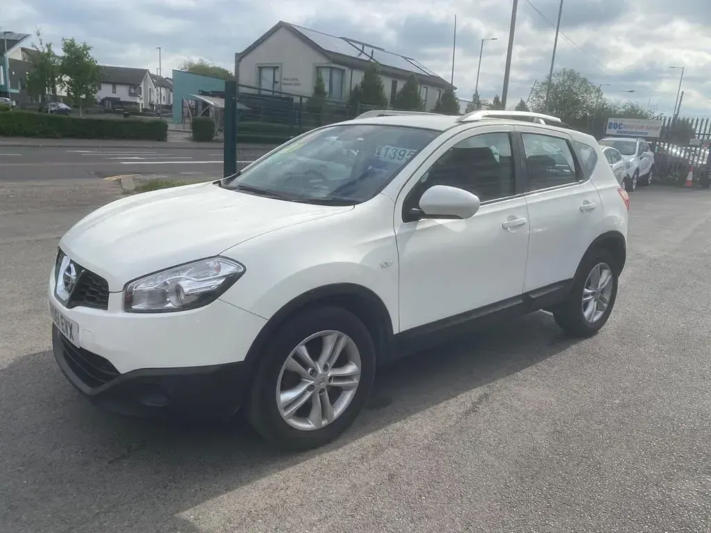 Begagnad Nissan Qashqai Acenta 110 HK (80 kW) 2011 Vit SUV