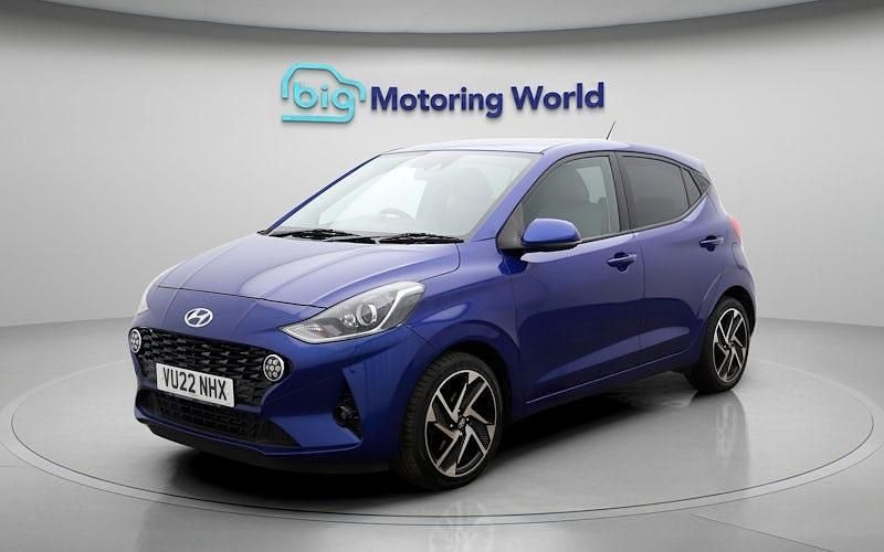 Used Hyundai i10 Premium 67 HP (49 kW) 2022 Blue Hatchback