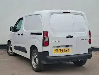 Used Citroën Berlingo 100 HP (73 kW) 2024 White MPV