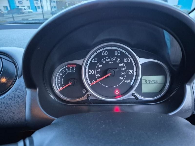 Second-hand Mazda 2 2012 Albastru Hatchback