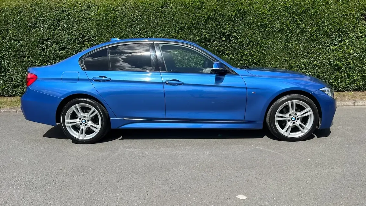 Used BMW 320 M Sport 2017 Blue Sedan