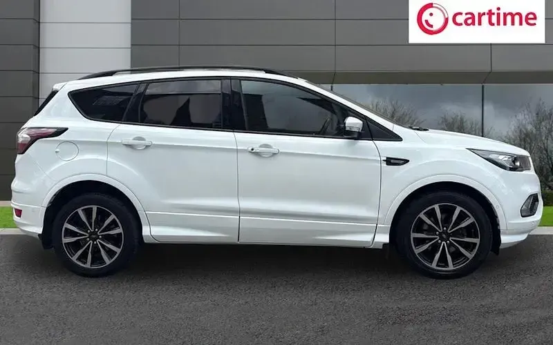 Used Ford Kuga ST-Line 180 HP (132 kW) 2019 White SUV