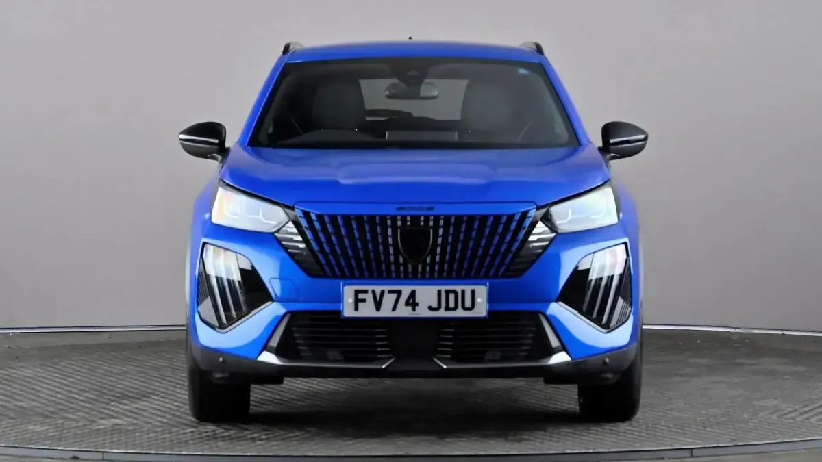 Used Peugeot 2008 Allure 131 HP (96 kW) 2024 Blue SUV