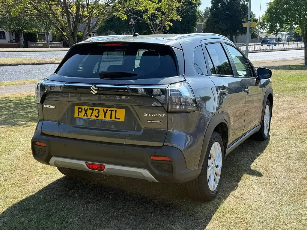 Used Suzuki SX4 S-Cross 115 HP (84 kW) 2023 Grey SUV