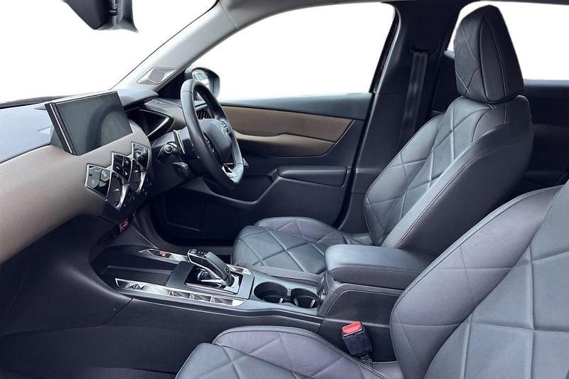 Used DS Automobiles DS3 Crossback Prestige 129 HP (94 kW) 2019 Purple SUV