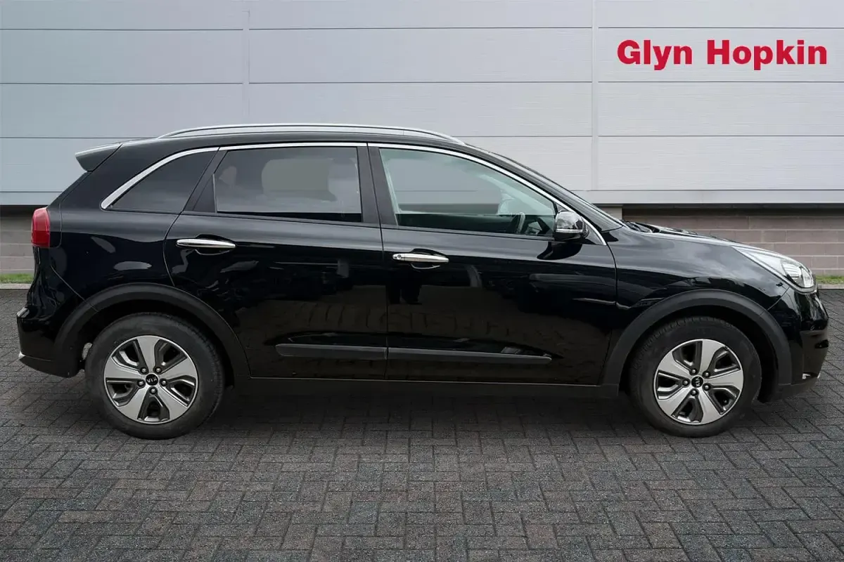 Used Kia Niro 139 HP (102 kW) 2018 Black SUV