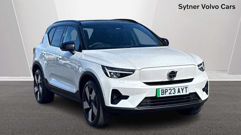 White Used 2023 Volvo XC40 Ultimate SUV | £33,750 (Fair price) - Image 1/2