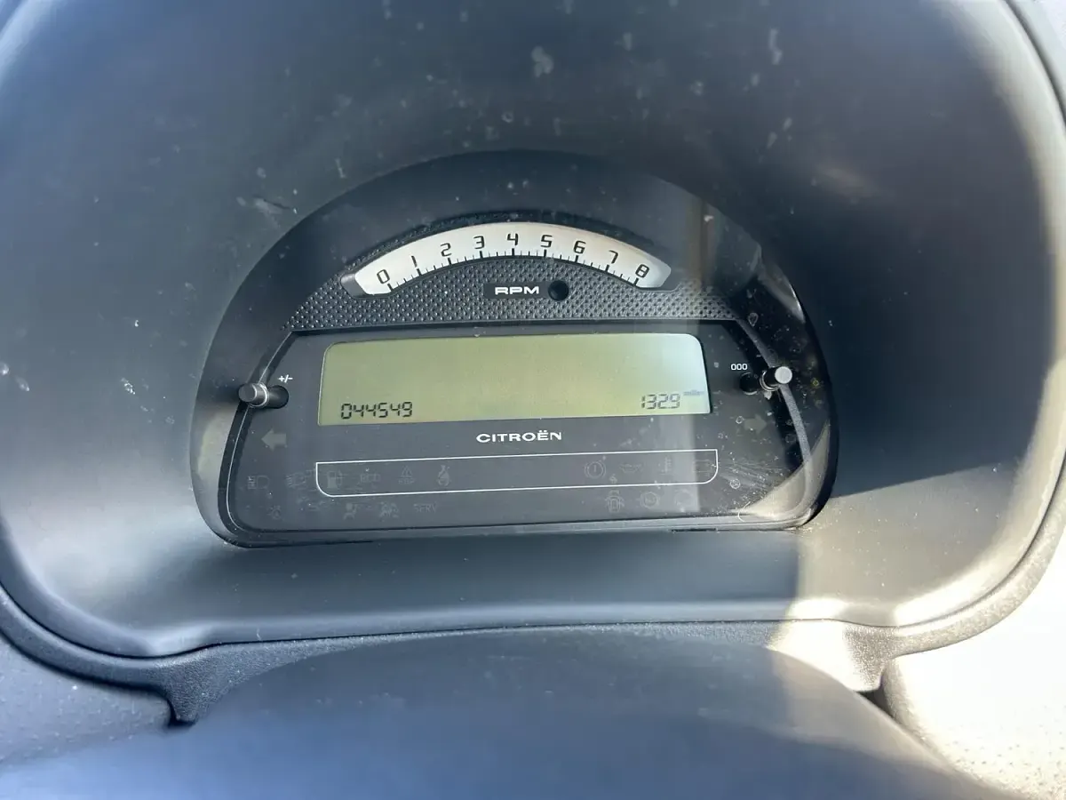 Used Citroën C2 122 HP (89 kW) 2007 Black Hatchback