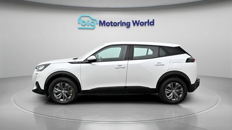 Used Peugeot e-2008 Active Premium 98 kW (134 HP) 2022 SUV