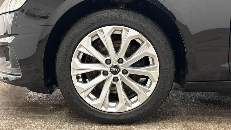 Used Audi A4 Advanced 2023 Black Estate