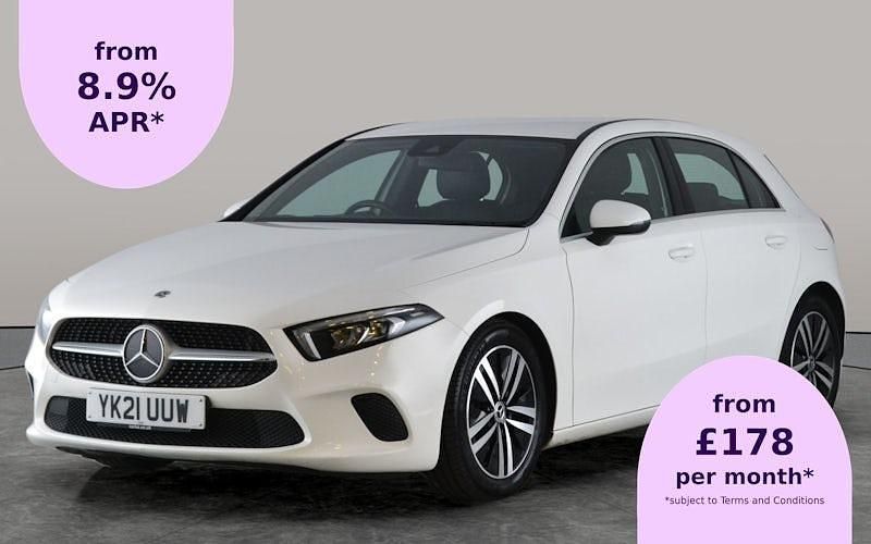 Used 2022 Mercedes A180 Hatchback | £12,911 (Super price) - Image 1/3