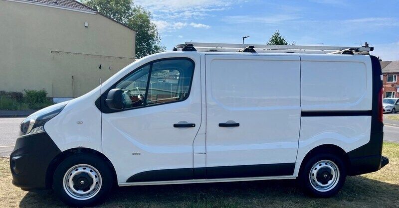 White Used 2016 Vauxhall Vivaro Van | £5,450 (Super price) - Image 1/4