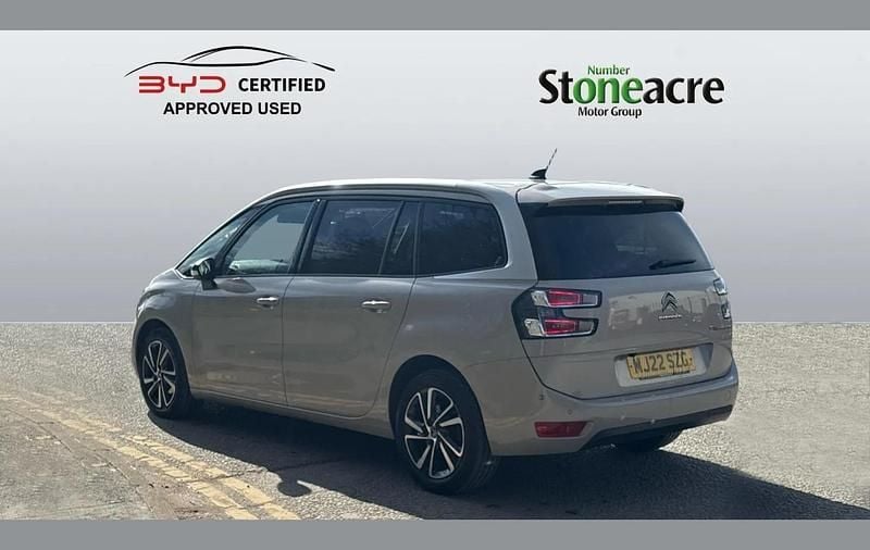 Used Citroën C4 SpaceTourer PureTech 128 HP (94 kW) 2022 Beige MPV