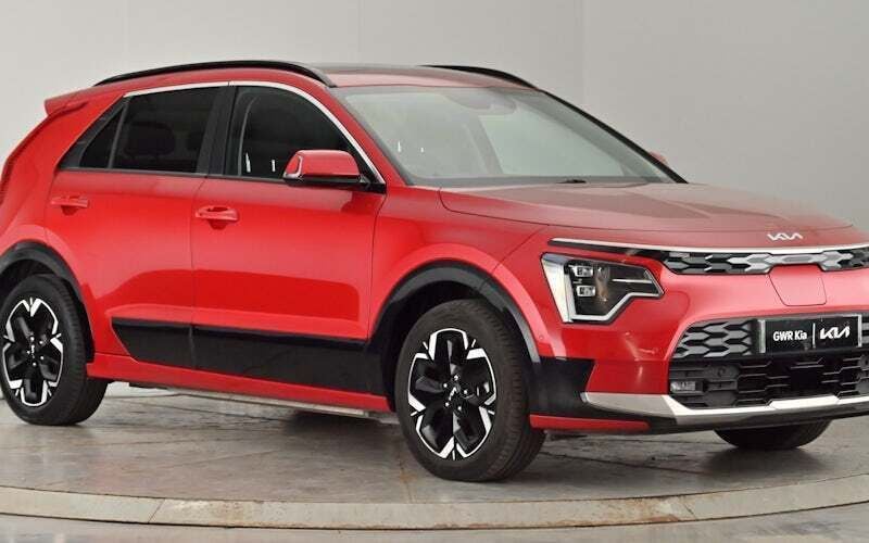 Used 2025 Kia e-Niro 4 SUV | £22,950 (Fair price) - Image 1/4