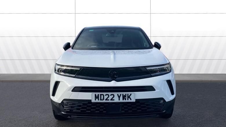 Used Vauxhall Mokka SRi 130 HP (95 kW) 2022 White SUV