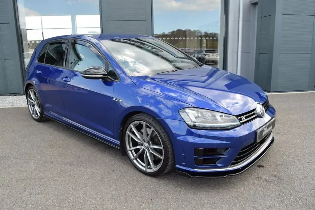 Used VW Golf VII R 2017 Blue Hatchback