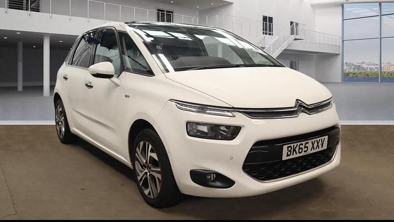 Used Citroën C4 Picasso Exclusive 115 HP (84 kW) 2015 White MPV