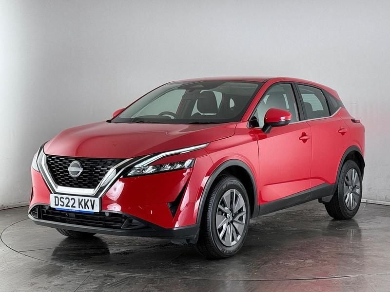 Used Nissan Qashqai Visia 140 HP (102 kW) 2022 Red SUV