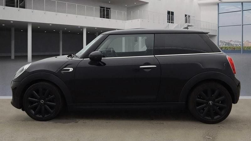 Used Mini Cooper D Hatch 2015 Black Hatchback
