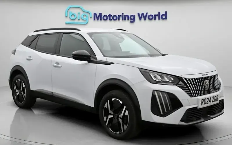Used Peugeot 2008 Allure 131 HP (96 kW) 2024 SUV