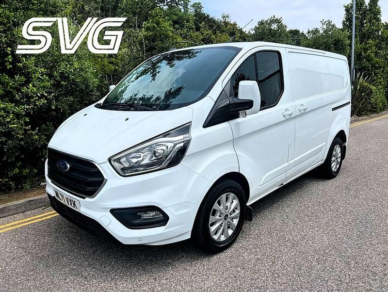Used Ford Transit Custom Limited 130 HP (95 kW) 2021 White Van