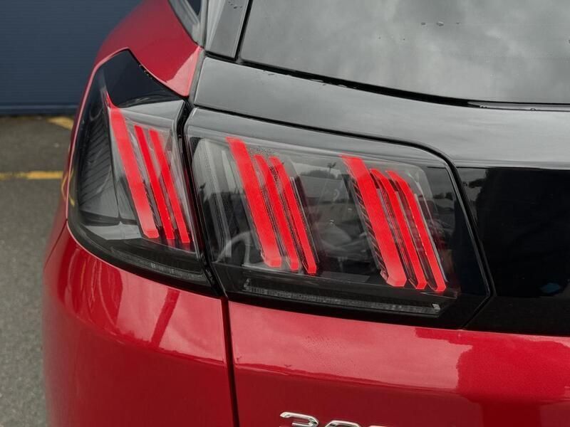 Red Used 2021 Peugeot 3008 Allure Premium SUV | £17,495 (Fair price) - Image 1/4