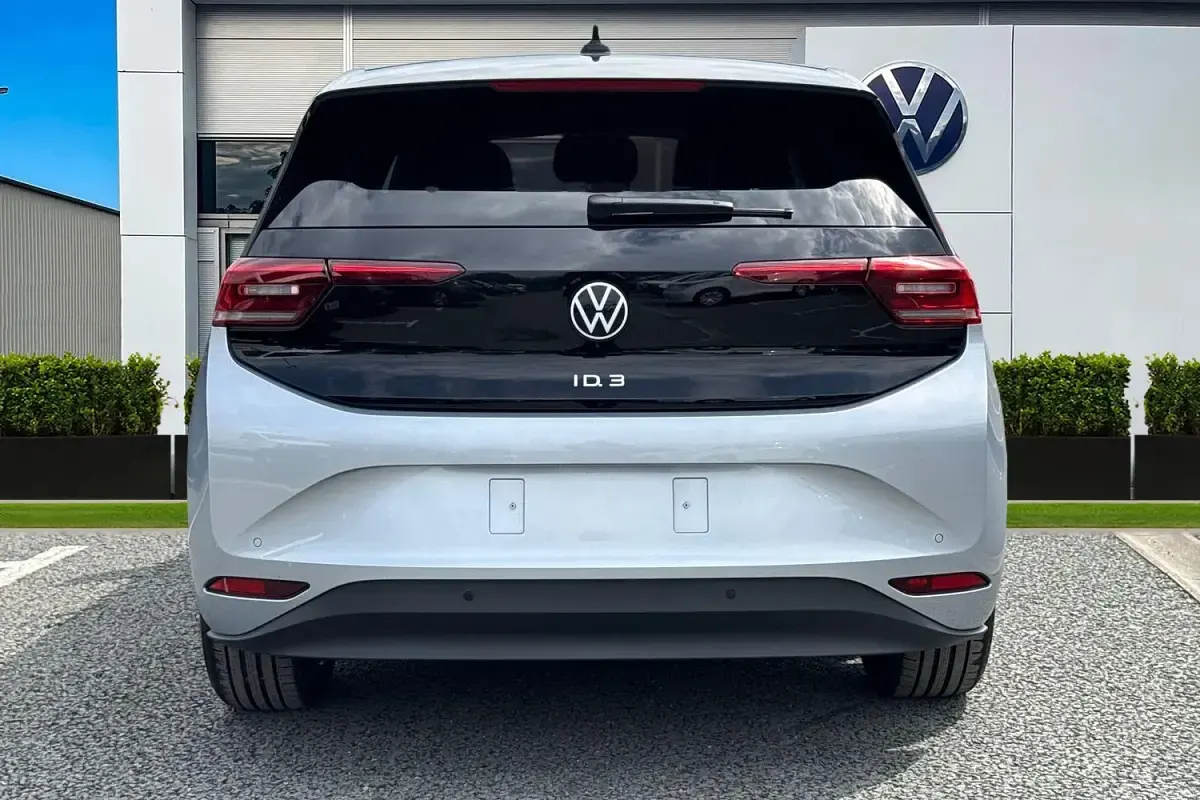 New VW ID.3 Pro 150 kW (204 HP) 2026 Silver Hatchback