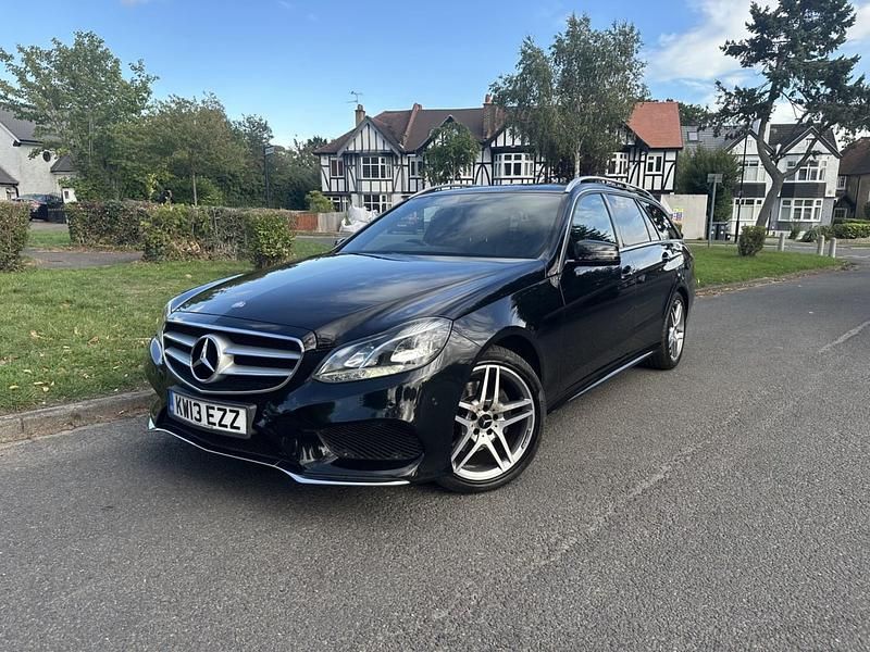 Używany Mercedes E250 AMG 2013 Czarny Kombi