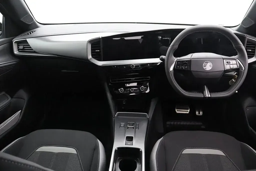 New Vauxhall Mokka 128 HP (94 kW) 2025 Grey SUV