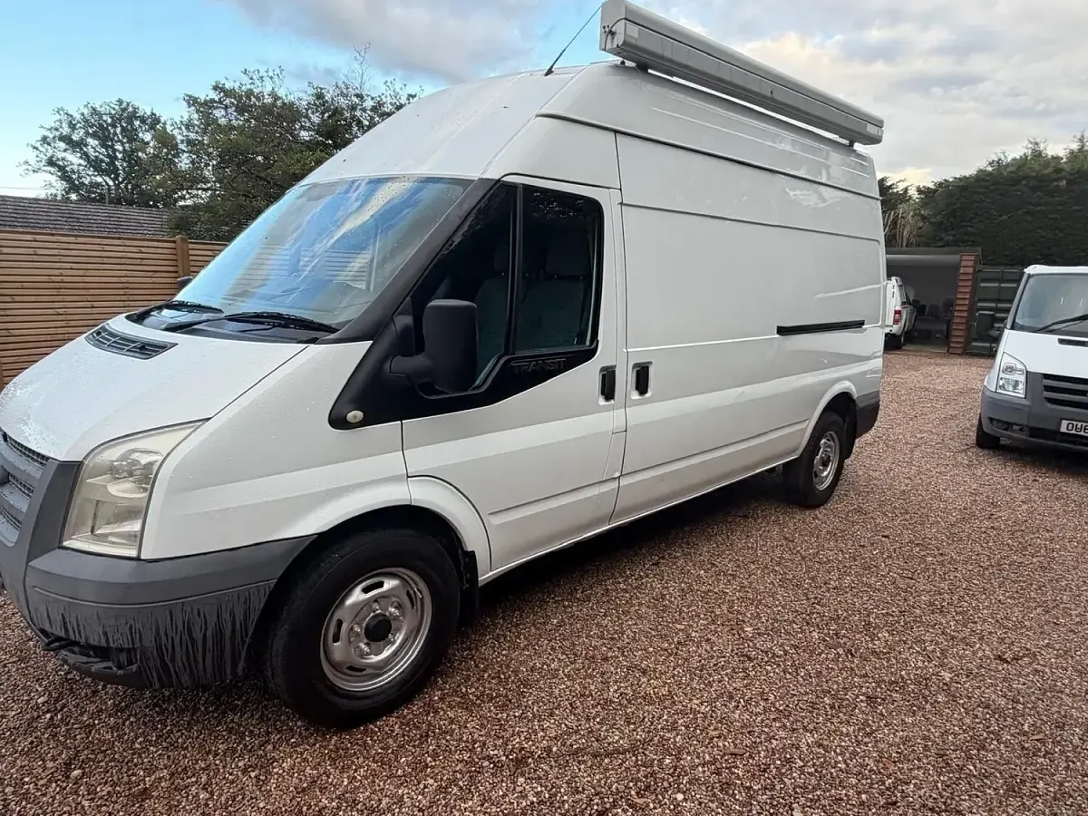 Used Ford Transit 100 HP (73 kW) 2012 White Van