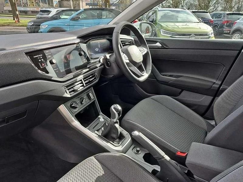 Used VW Taigo Match 115 HP (84 kW) 2025 Silver SUV