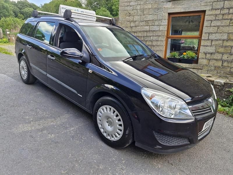 Black Used 2008 Vauxhall Astra Estate | £995 (Fair price) - Image 1/4
