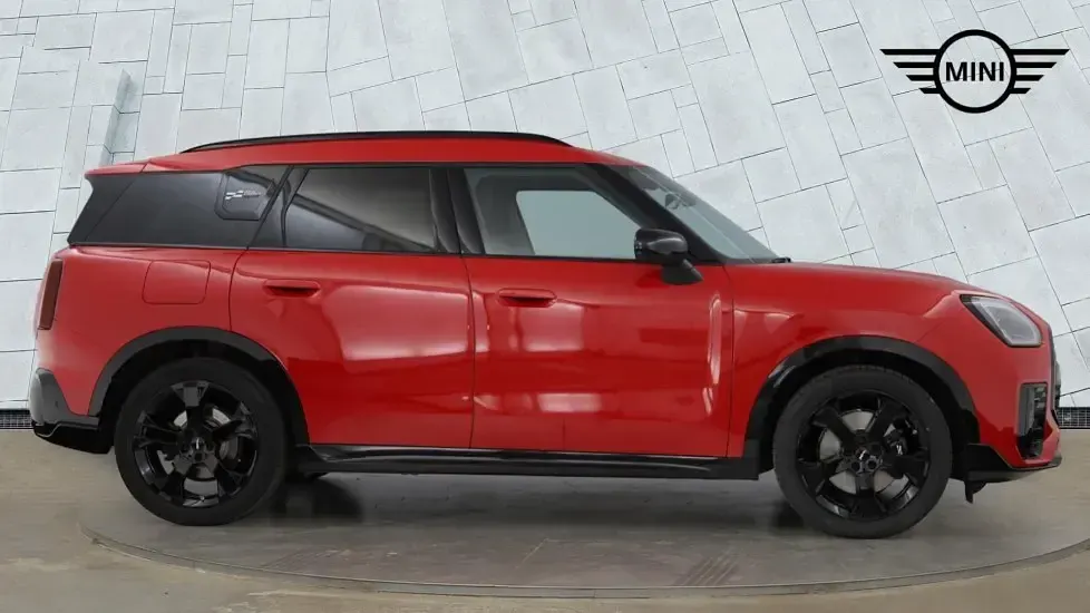 Used Mini Countryman 168 HP (123 kW) 2024 Red SUV