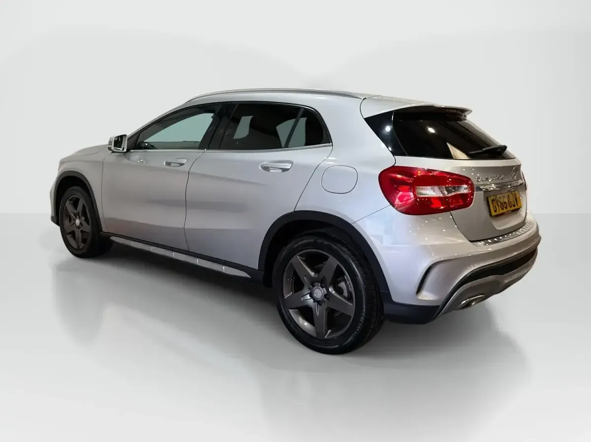 Used Mercedes GLA220 AMG line 174 HP (127 kW) 2015 Silver SUV