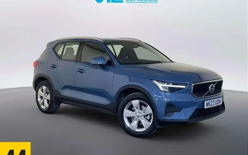 Used Volvo XC40 Core 163 HP (119 kW) 2026 SUV