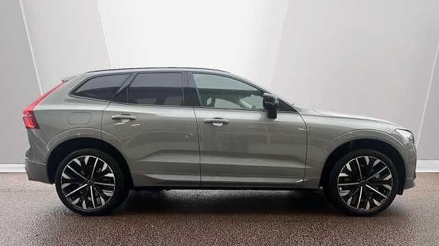 Used Volvo XC60 Ultra 449 HP (330 kW) 2025 SUV