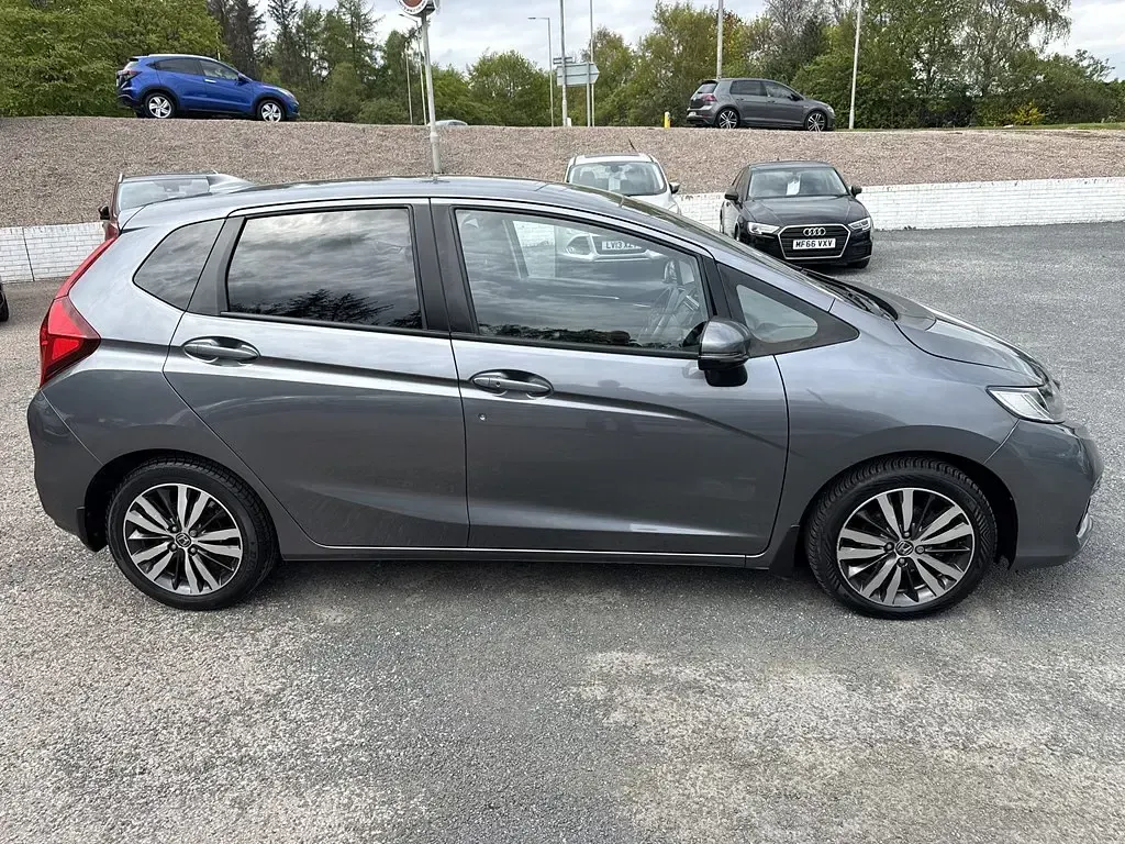 Used Honda Jazz EX 102 HP (75 kW) 2019 Grey Hatchback