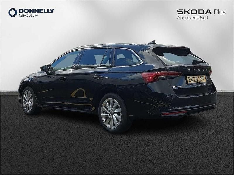 Używany Skoda Octavia SE L 110 KM (80 kW) 2025 Czarny Kombi