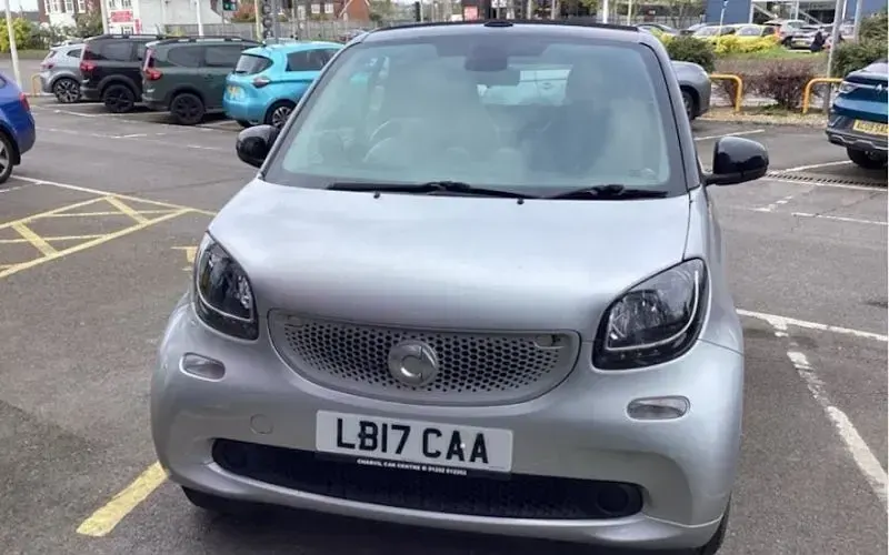 Usado Smart ForTwo Cabrio Premium 71 CV (52 kW) 2019 Descapotable