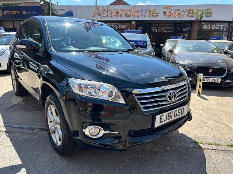 Black Used 2011 Toyota RAV4 SUV | £6,195 (Fair price) - Image 1/4
