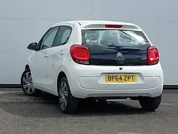 Used Citroën C1 Feel 68 HP (50 kW) 2015 White Hatchback