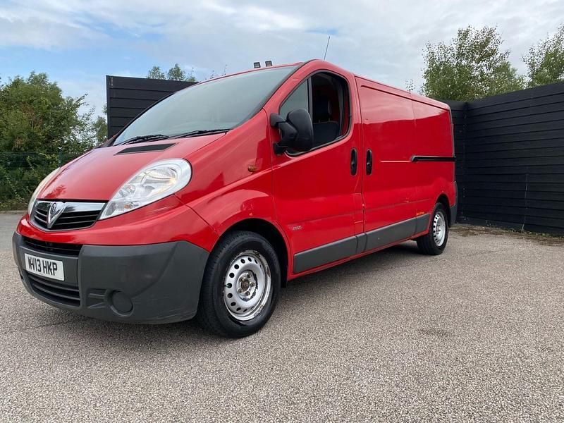 Red Used 2013 Vauxhall Vivaro Van | £4,495 (Good price) - Image 1/4