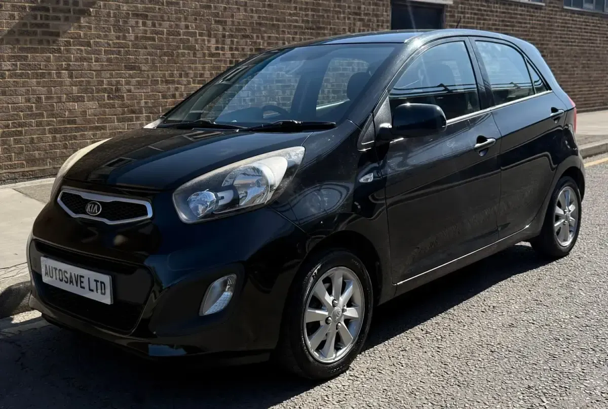 Second-hand Kia Picanto 68 CP (50 kW) 2012 Negru Hatchback