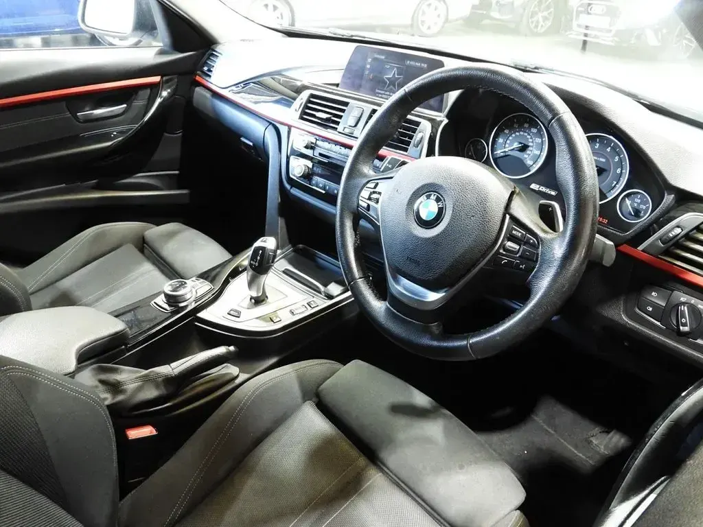 Used BMW 330e Sport Line 2017 White Sedan