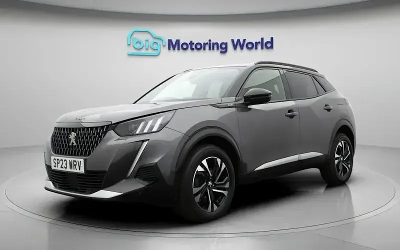 Used Peugeot 2008 GT 131 HP (96 kW) 2023 Grey SUV