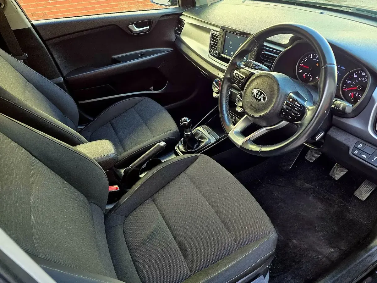 Used Kia Rio 83 HP (61 kW) 2018 Black Hatchback