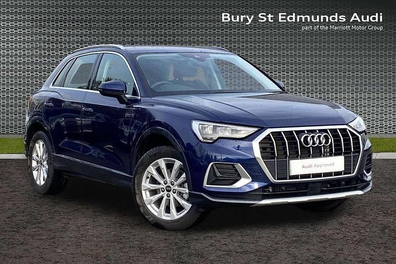 Blue New 2025 Audi Q3 Sport SUV | £30,949 (Fair price) - Image 1/4