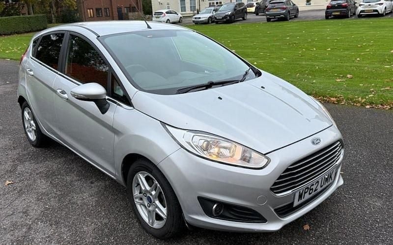 Used 2017 Ford Fiesta Zetec Hatchback | £3,995 (Super price) - Image 1/4