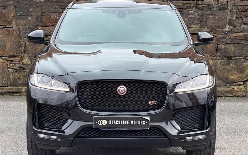 Used Jaguar F-Pace S 300 HP (220 kW) 2020 SUV