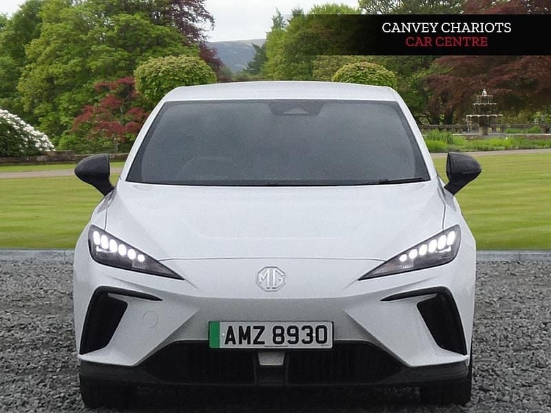 Used MG MG4 EV SE 63 kW (87 HP) 2023 White Hatchback